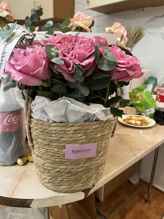 Букет цветов в корзине