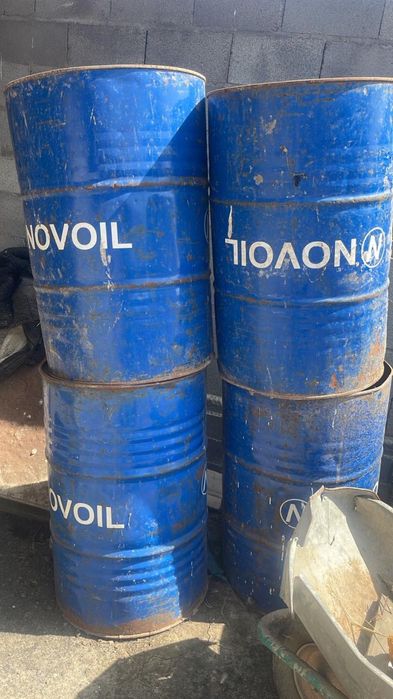 Бочки 200л 7шт есть.