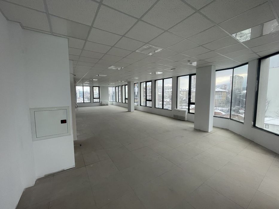 Дава се под наем Офис в София, Център - 335 кв.м за 4343.67 € - Снимка #5