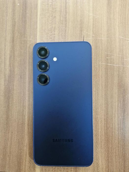 Samsung Galaxy S25 12/256 ГБ
