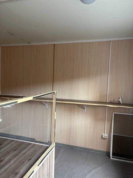 Торговый переносной павильон с местом