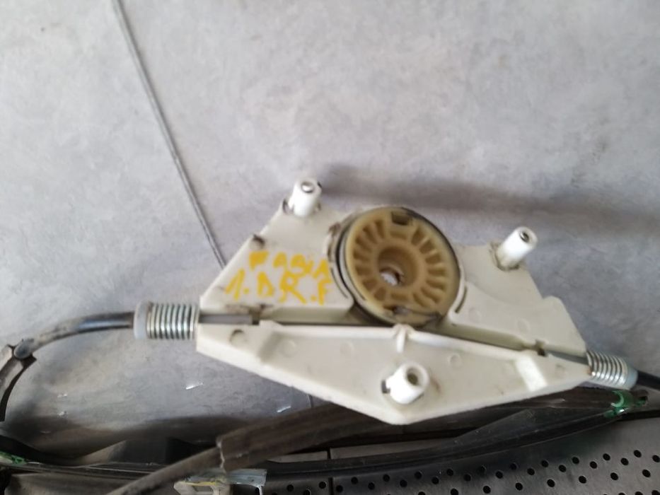 Macara geam electric dreapta fata skoda fabia 1 6y