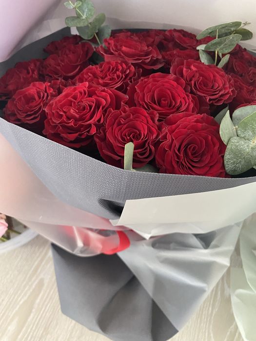 Гүл сатылады бағасына келісеміз