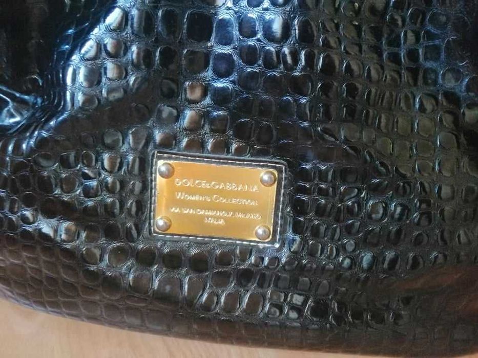 Стилна дамска чанта