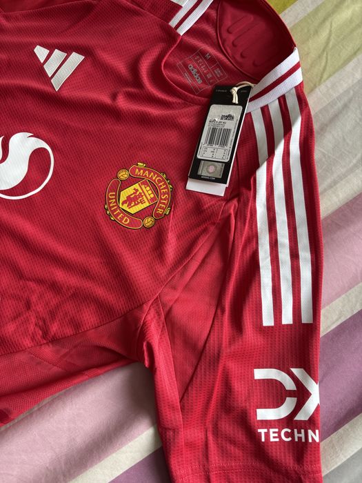 Нови футболни  тениски на Manchester Unated