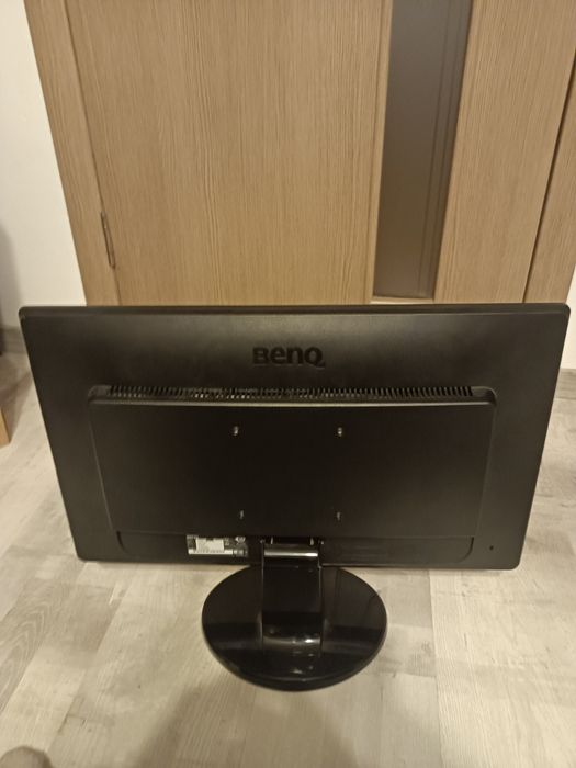 Vând urgent monitor BENQ foarte bun