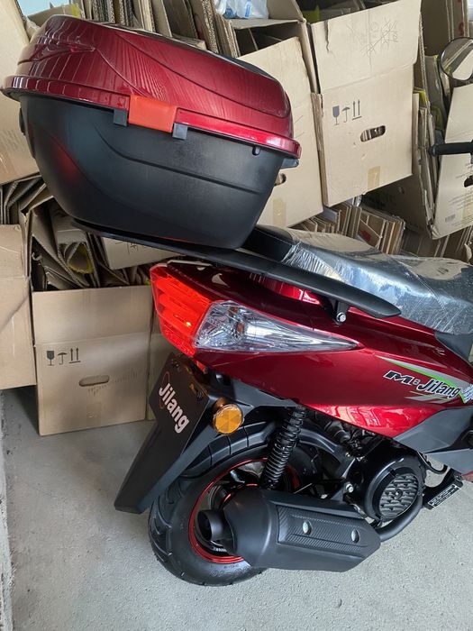 Мопед нлвый 150 куб