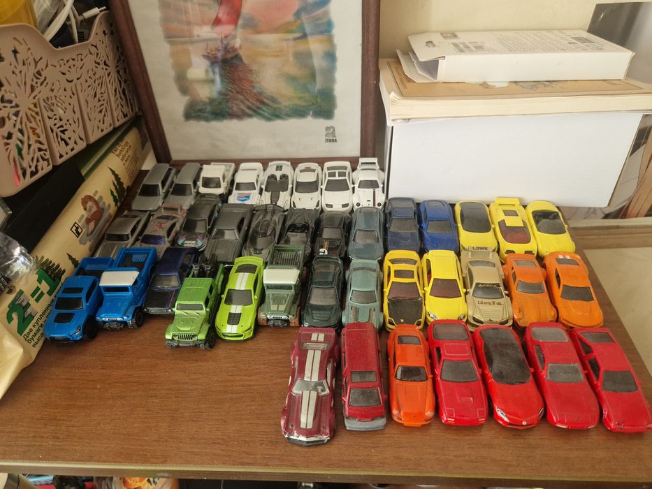 Машинки хотвилс hot wheels