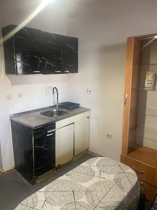 Одавам едностаен апартамент