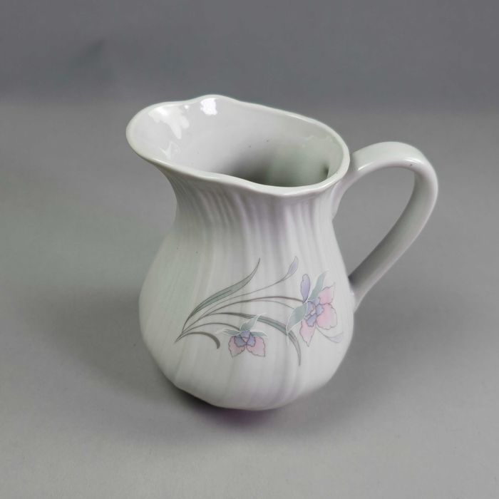 Сервиз за чай (порцелан)