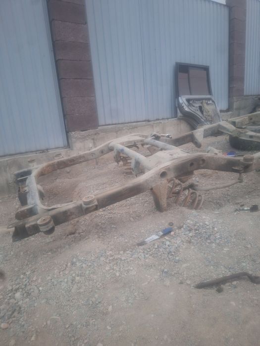 Рама Mitsubishi Pajero 2