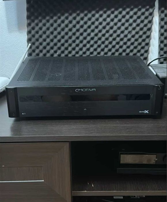 Amplificator de putere Emotiva A1 monobloc 2 bucati