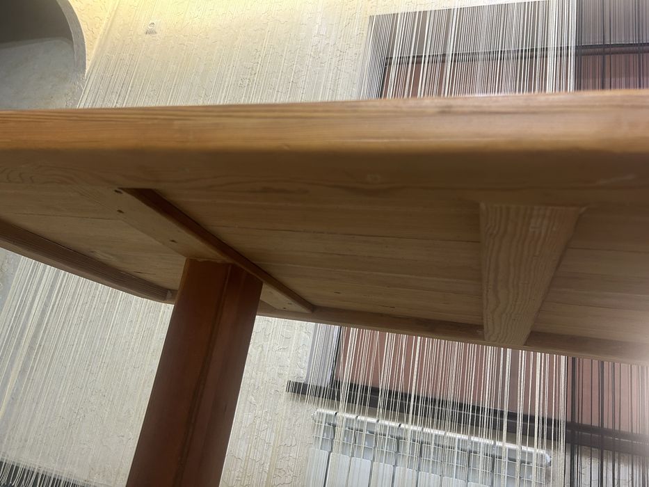 Продам стол деревянный