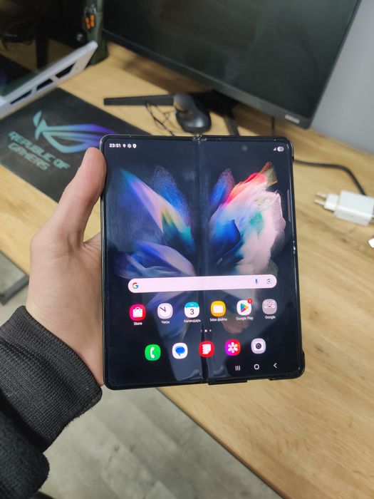 Samsung fold 3 12/256