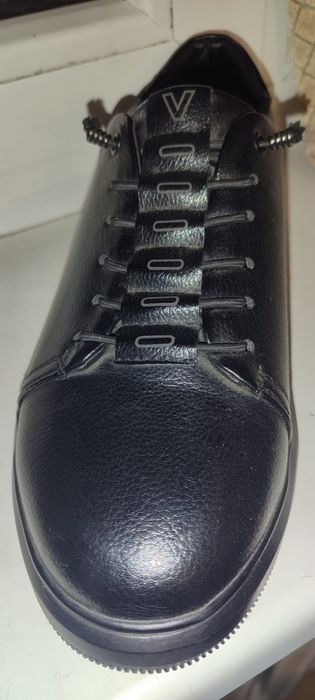 Продам новые туфли