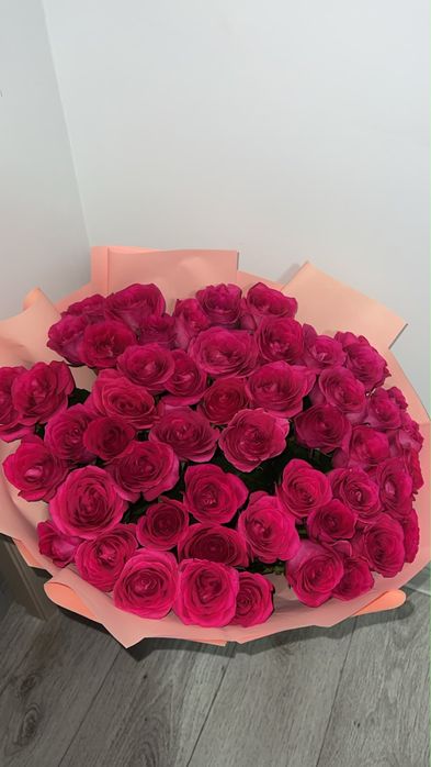 Цветы розы звоните