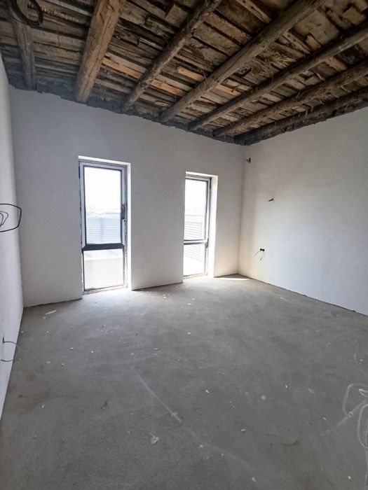 Продаётся 3-х уровневый дом в Сергели