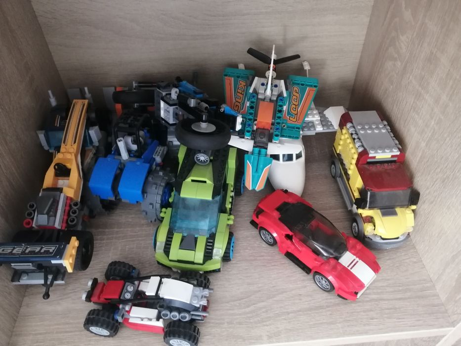 Огромный ящик лего и машинки