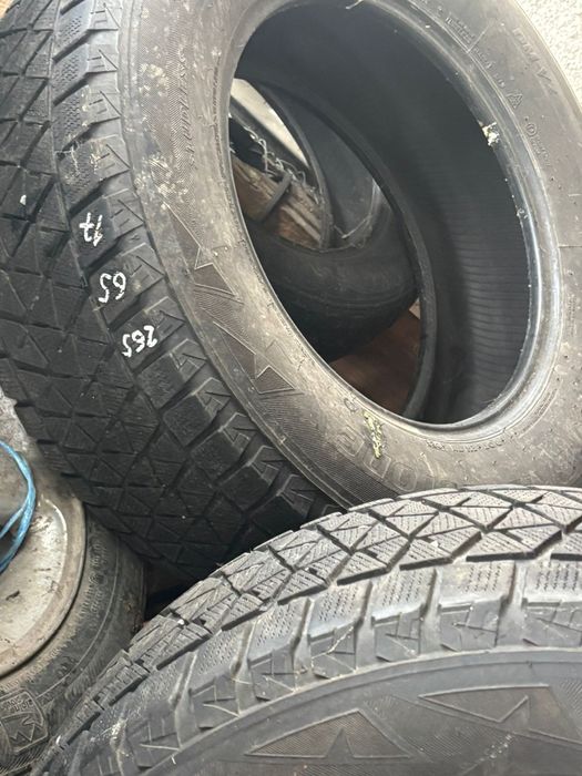 Vând 4 anvelope de iarna 265/65/17