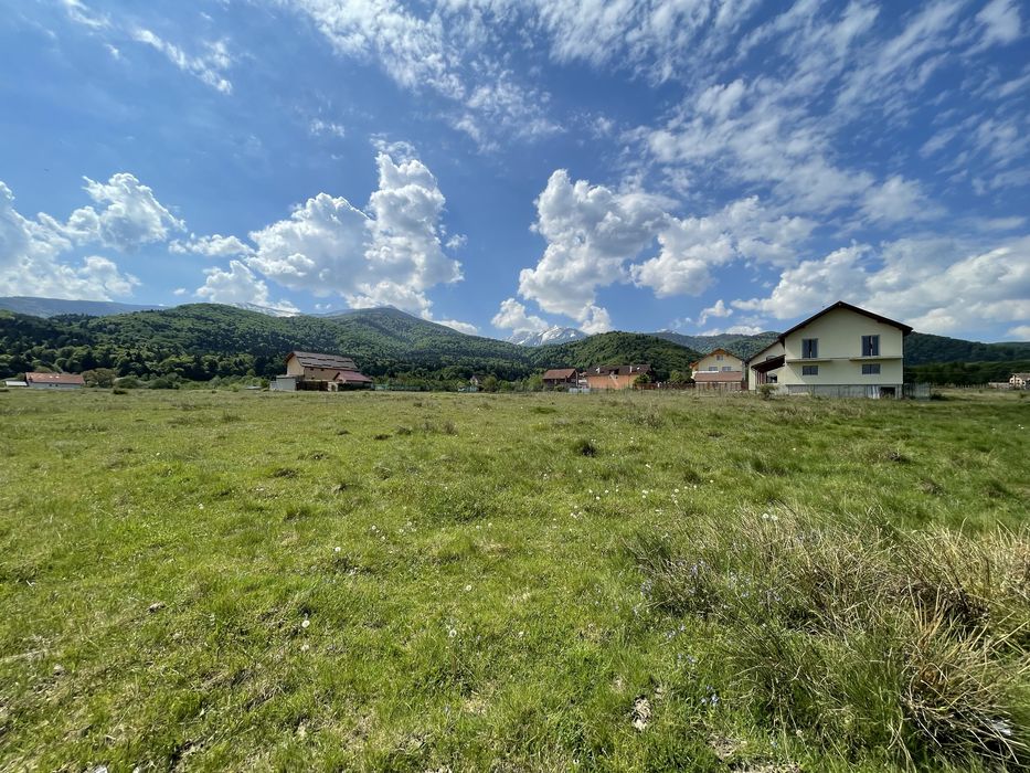 Vand teren intravilan Sambata de Sus