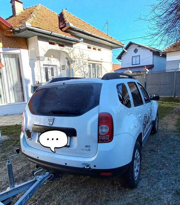 Vând Dacia Daster