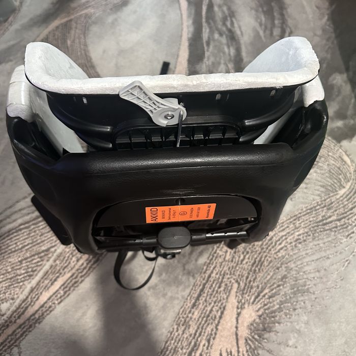 Scaun auto Axkid Minikid 2 (2022) cu accesorii