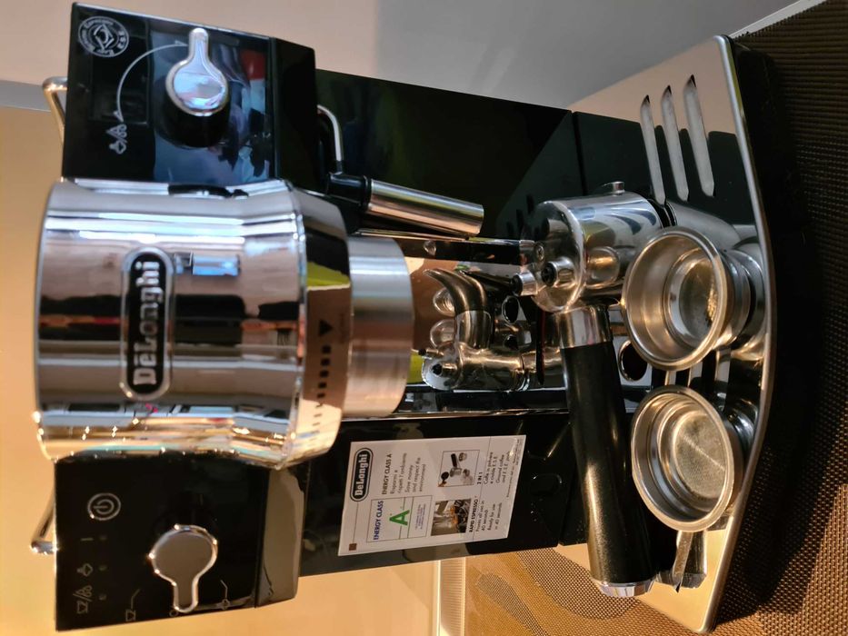 Кафемашина DELONGHI