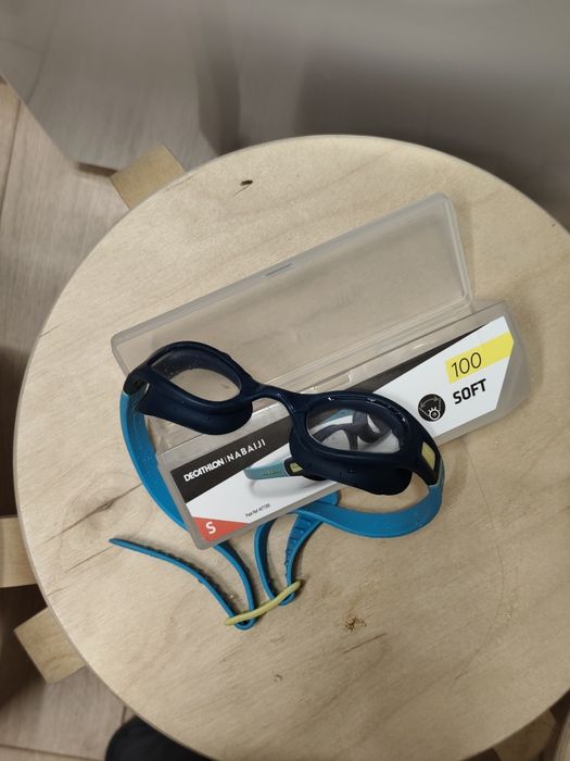 Продам очки для плавания за 1999 тг!