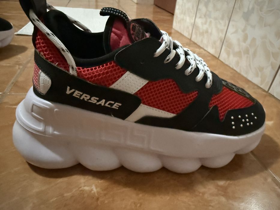 Versace chain reaction red black