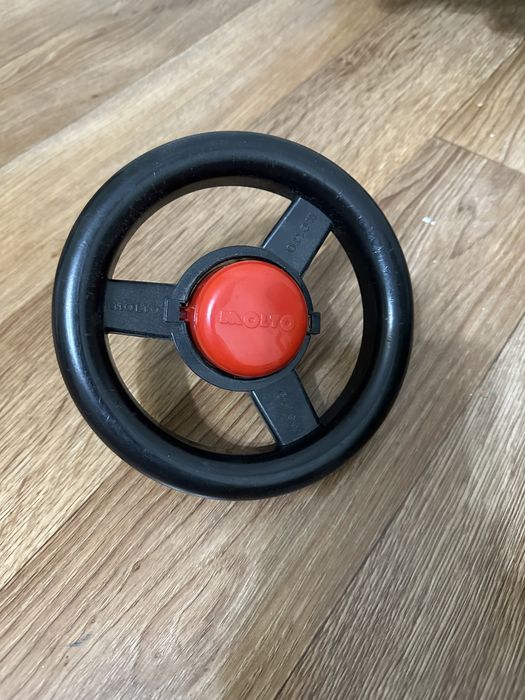 Игрушка трактор для детей