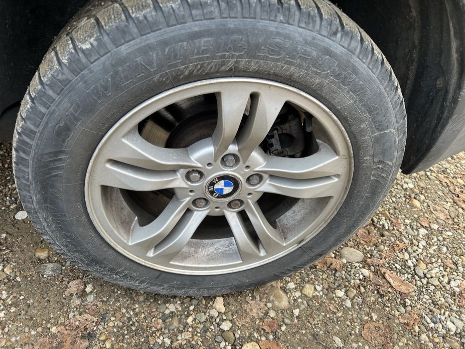 Dezmembrez e83 2004 204 cai