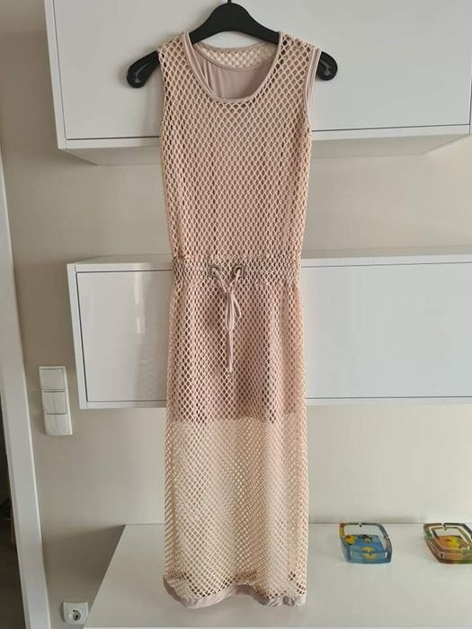 Бежова лятна рокля мрежа