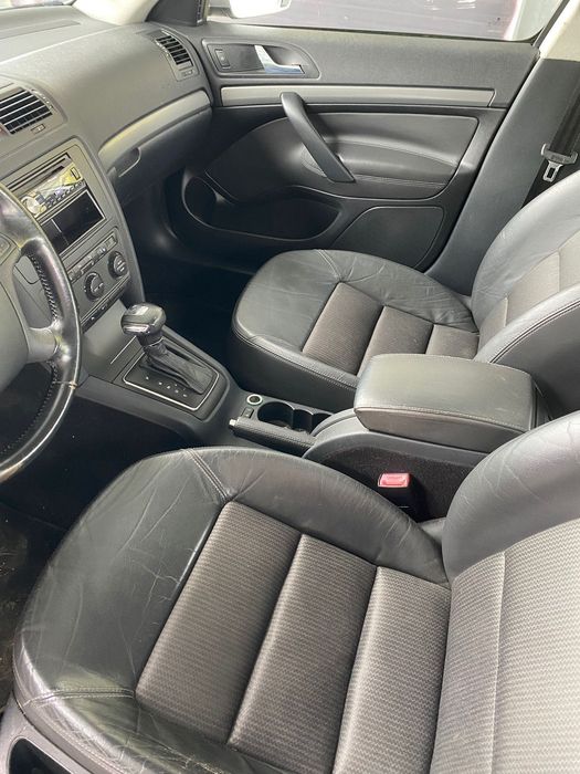 Skoda Octavia 2.0tdi 140 cp dsg6