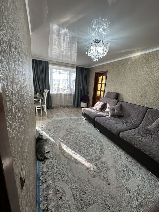 Продаю 2 квартиру Пришахтинск Зелинского 30/2