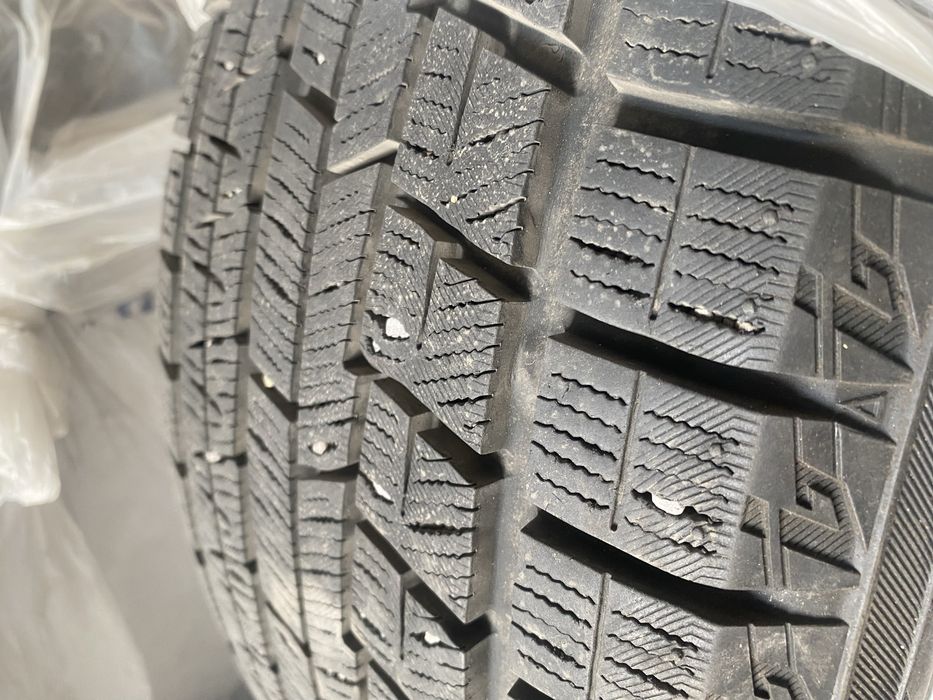 235/45R18 YOKOHAMA