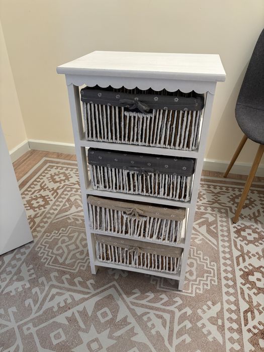 Тумба / стеллаж с корзинами