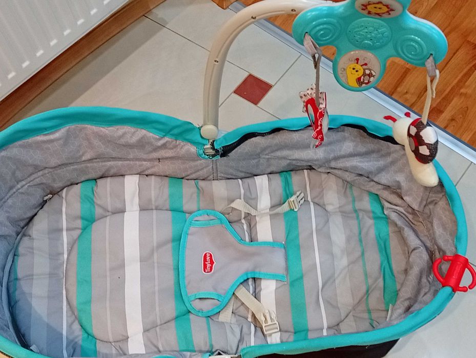 Бебешки шезлонг, люлка