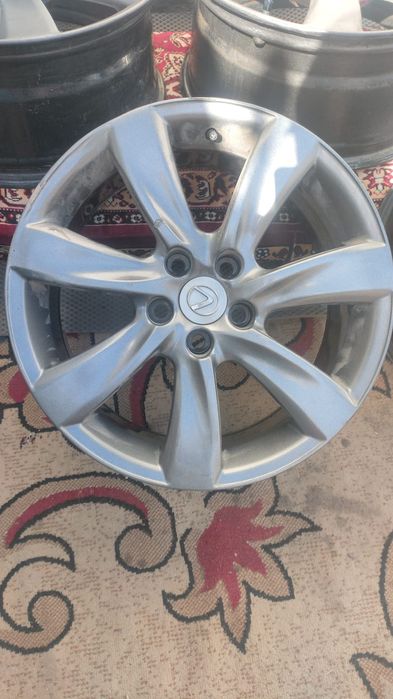 Комплект дисков на Lexus