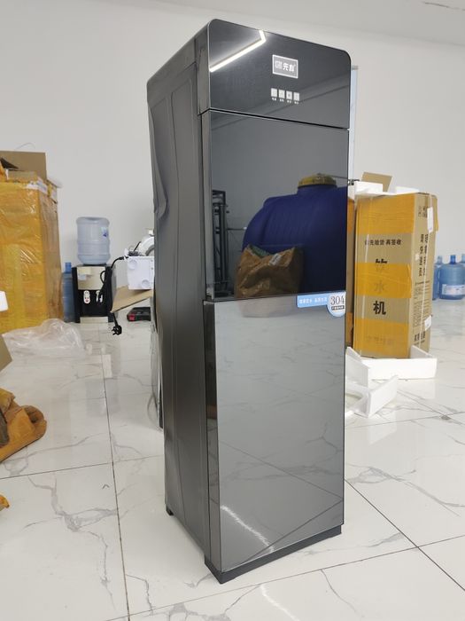 Кулер для воды 19литр, диспенсер для 19л