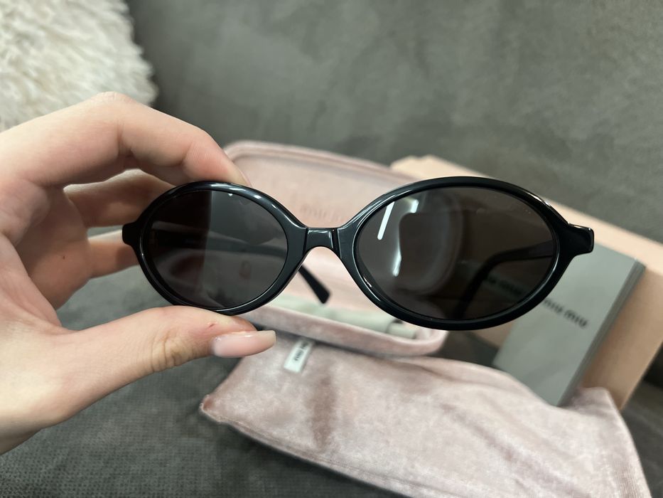Miu Miu оригинални очила в черен цвят
