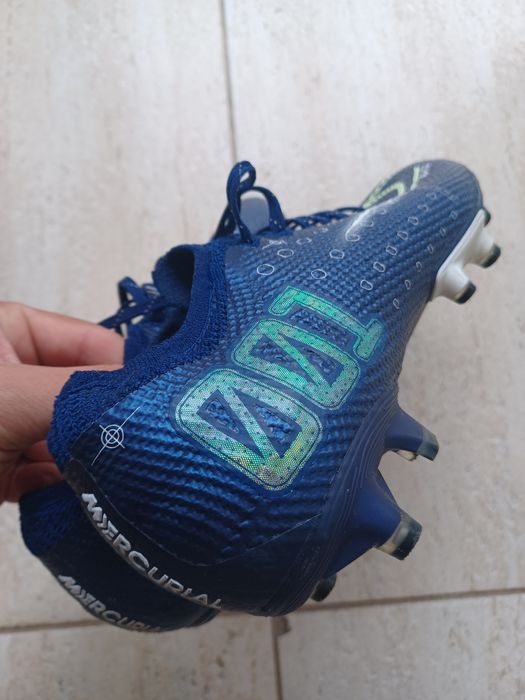 Бутонки евтини Найк Адидас Пума 28–47 | бюджетни футболни обувки за тренировки и мачове + Стоножки TF