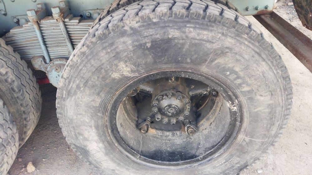 Kamaz sotiladi..