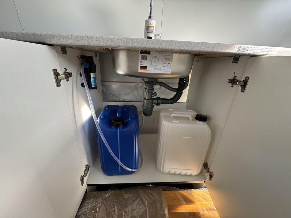 Каравана за бързо хранене с аспиратор 4*2м