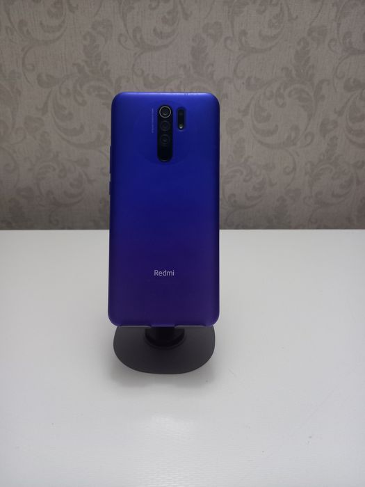 Телефон Xiaomi Redmi 9