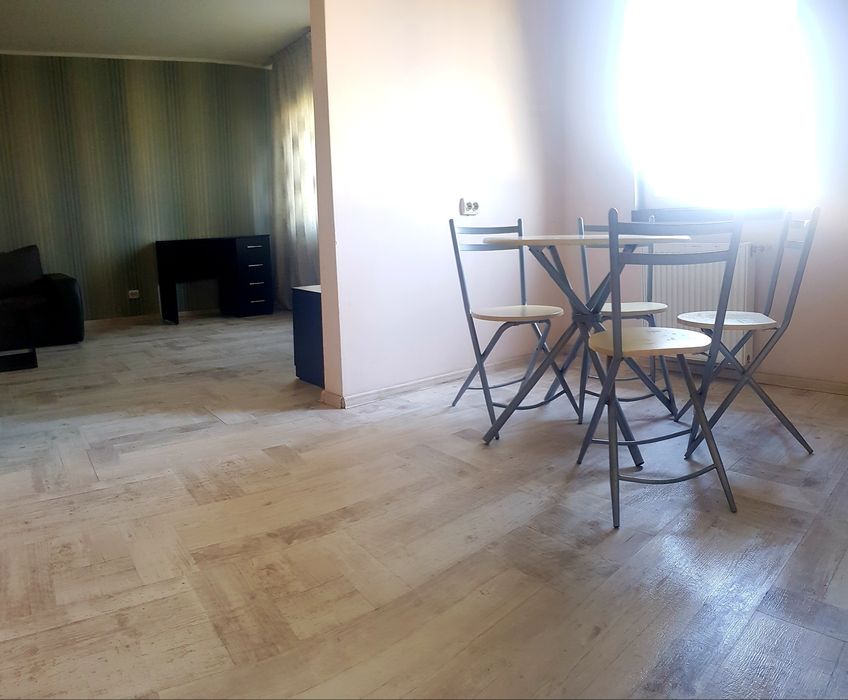 Apartamente , garsoniere , camere