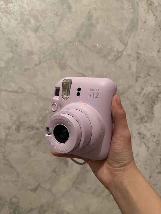 instax mini 12.