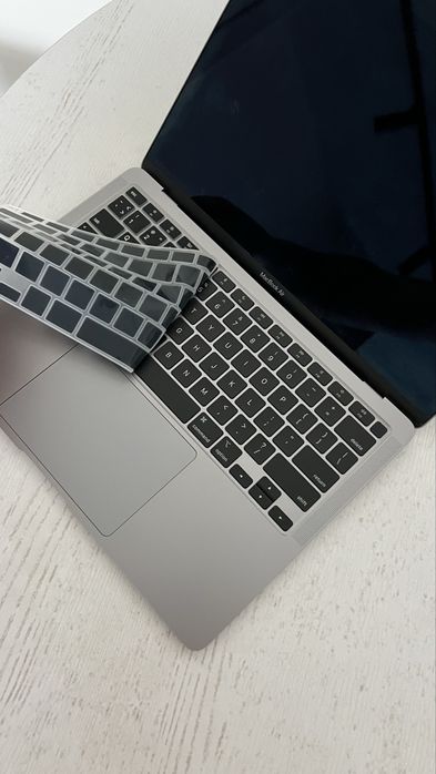 Macbook AIR 2020, M1