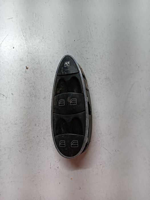 Butoane Geamuri Electrice Stanga Fata Mercedes-Benz E-Class W211 2002