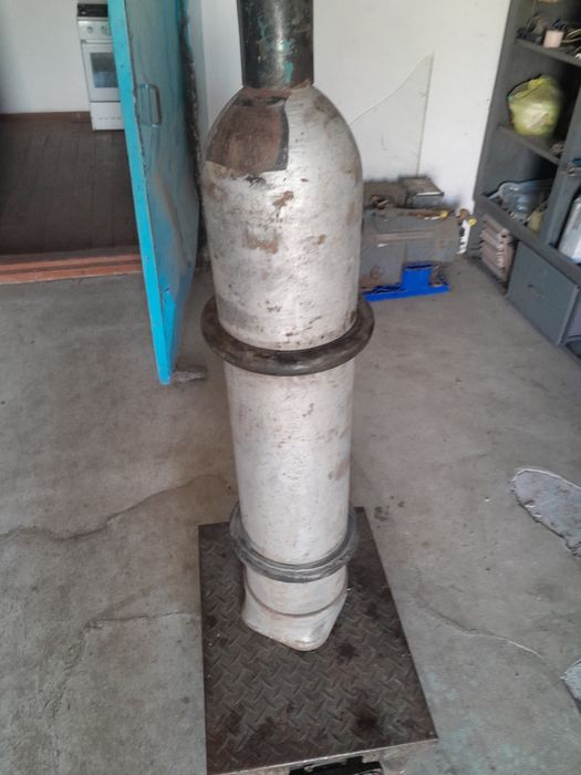 Продам кислородный баллон