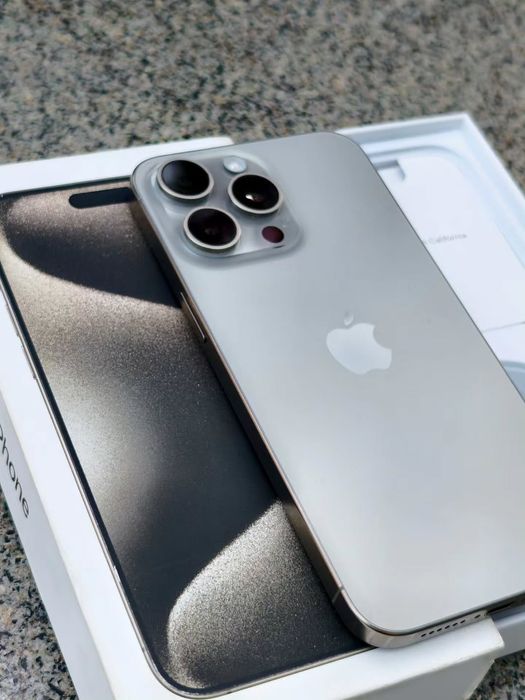 iPhone 15 Pro Max 256 GB